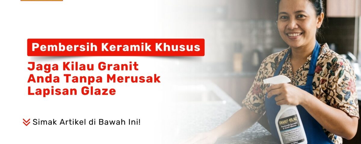 Seorang wanita tersenyum memegang botol semprot Pembersih Keramik Khusus untuk merawat lantai ubin mengilap di Toko Pondok Keramik